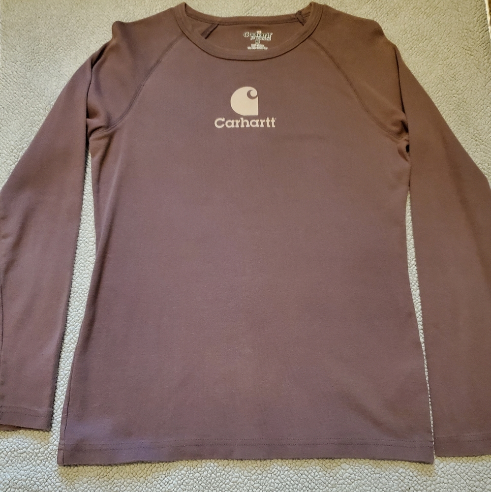 Carhartt long sleeve tee, size medium.